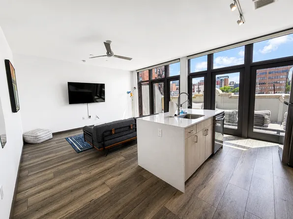 Exhibit A2 Apartments, 212 S 4th Ave #63cd664fe, Ann Arbor, MI 48104