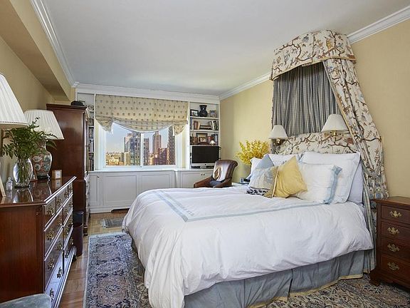 5th image of 1359 3rd Ave #17A