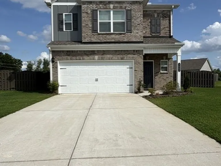 1002 Birkhall Blvd NW — Photo 1