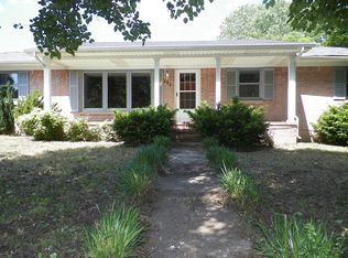 117 Whispering Oaks Ct, Summertown, TN 38483