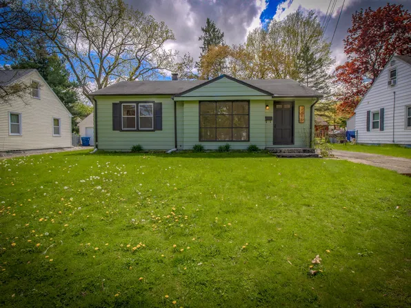 1808 Homecrest Ave, Kalamazoo, MI 49001