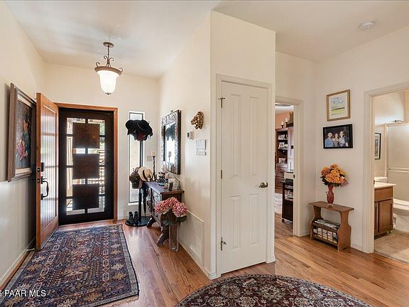 4th image of 503 E Juniper Dr