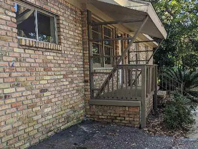 5323 Forest Park Dr — Photo 4