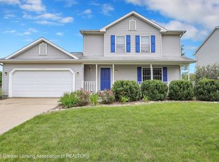 14761 Robinwood Dr, Lansing, MI 48906