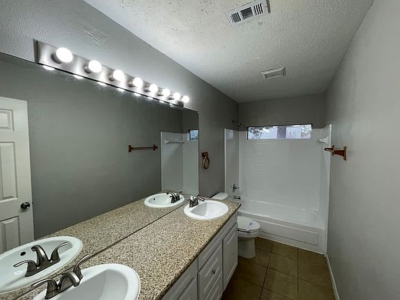 5th image of 7726 Spruce Haven Dr