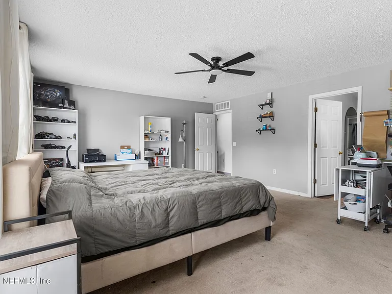 519 Islamorada Dr S — Photo 10