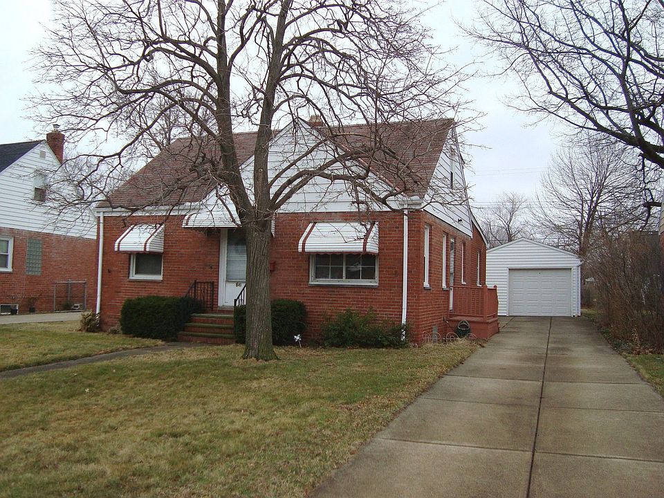1st image of 841 E 256th St