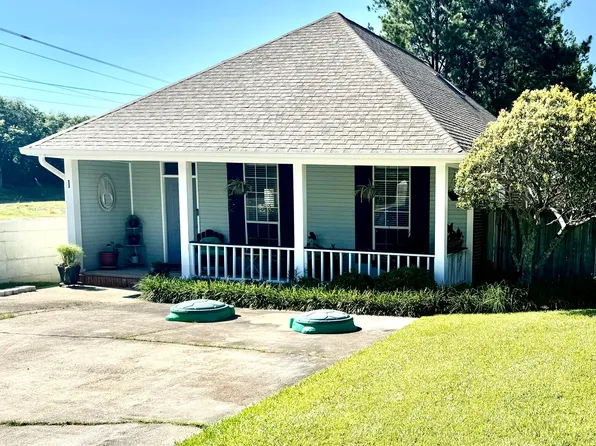 1 Lafayette Dr, Hattiesburg, MS 39402