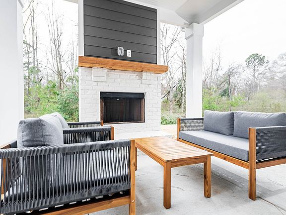 7th image of this home