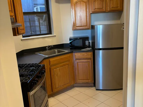 113 East 102nd Street image 1 of 7