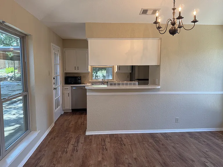 2212 Bolivar St #2212 — Photo 6