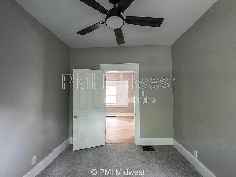 3165 Station St #A — Photo 18