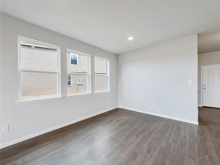 5763 Paseo Pl — Photo 13
