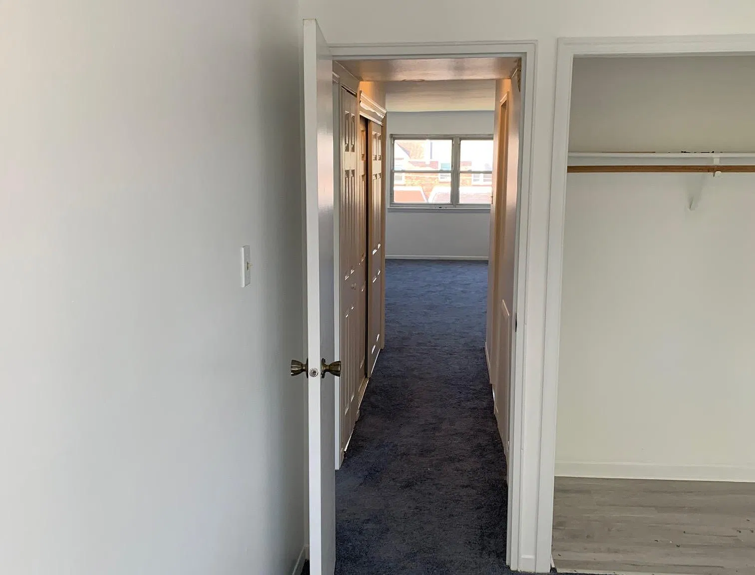 2 bed, 900 sqft, $1,500 — Photo 3