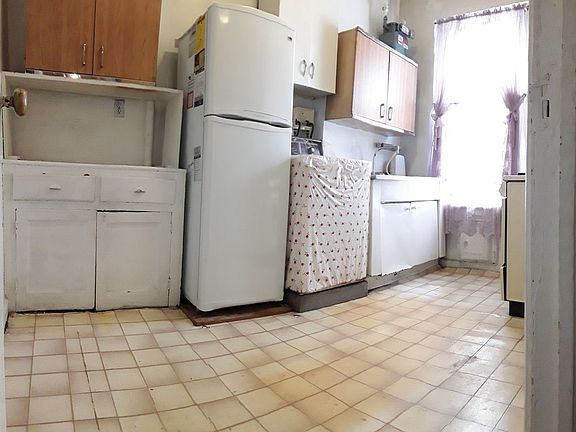 4th image of 678 Saint Nicholas Ave APT 53