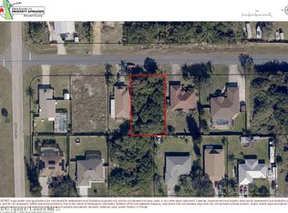 3937 12th St, Micco, FL 32976