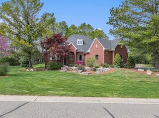 1504 Wood Trl, Oxford, MI