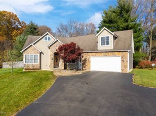 353 Granger Rd, Medina, OH 44256