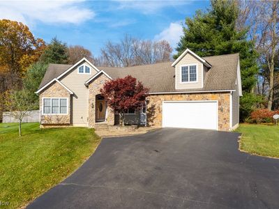 353 Granger Rd, Medina, OH, 44256