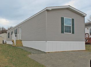 158 Haddon Dr, Macungie, PA