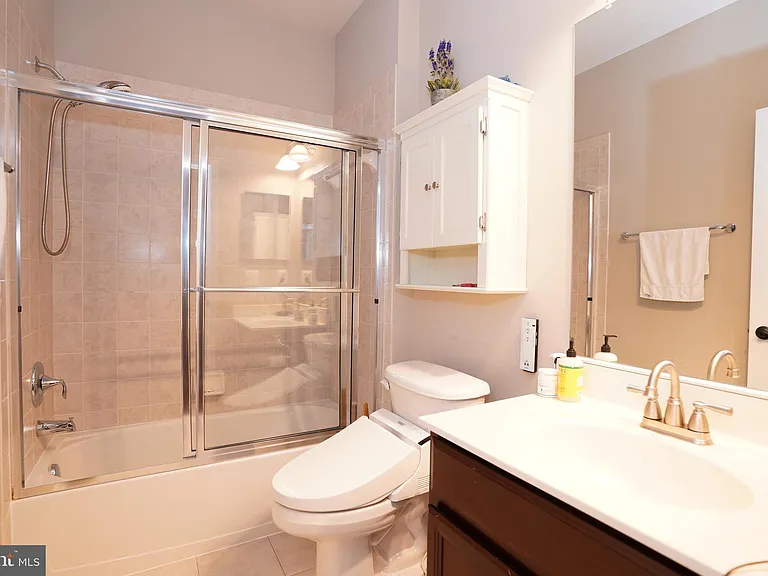 20779 Crescent Pointe Pl — Photo 8