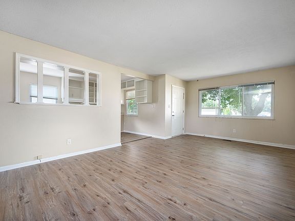 4th image of 4107 Weaver Ave