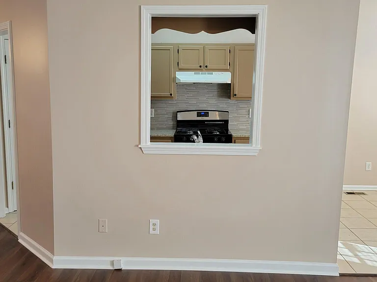 6286 Wellington Ct — Photo 46