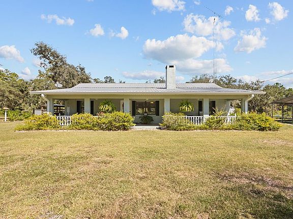 5th image of 12051 SW 68th Ln