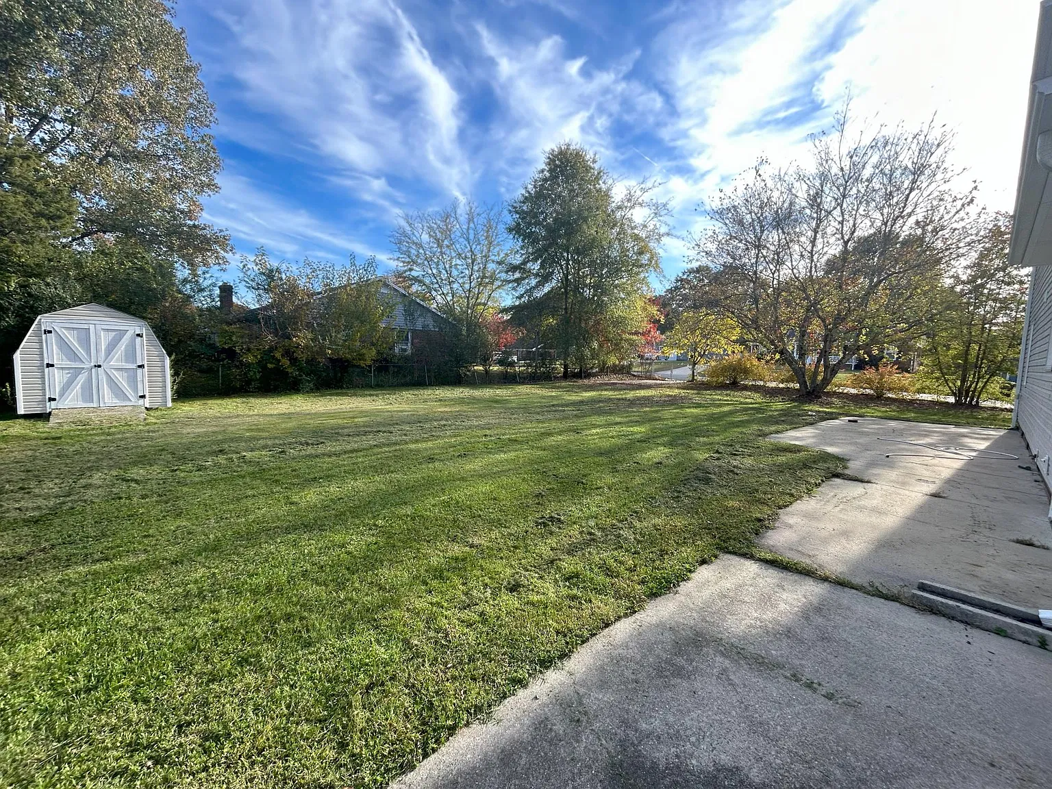 2062 Fox Run Rd — Photo 3