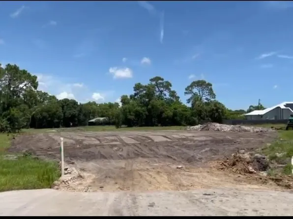 6235 NW Odate Court, Port St Lucie, FL 34983