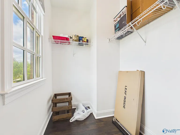 34 Pine St NW — Photo 12