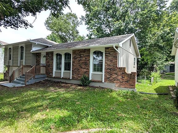 5th image of 8919 Stark Ave