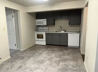 2833 3rd Ave SE #1, Cedar Rapids, IA 52403