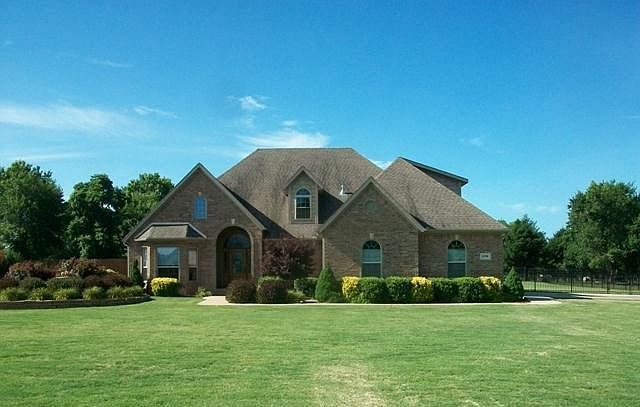 2398 Marylane Drive