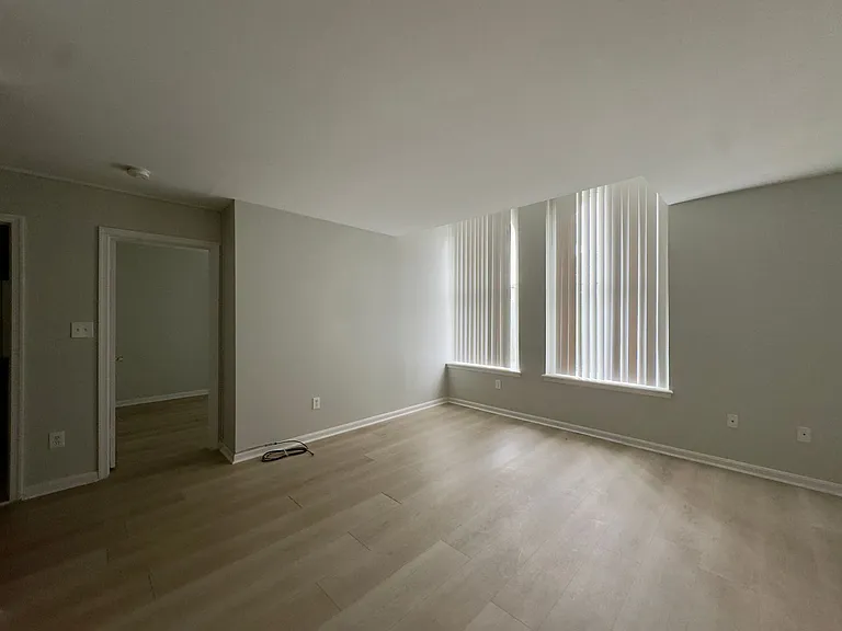 Apartment Units in Reservoir Hill, Baltimore, MD! — Photo 17