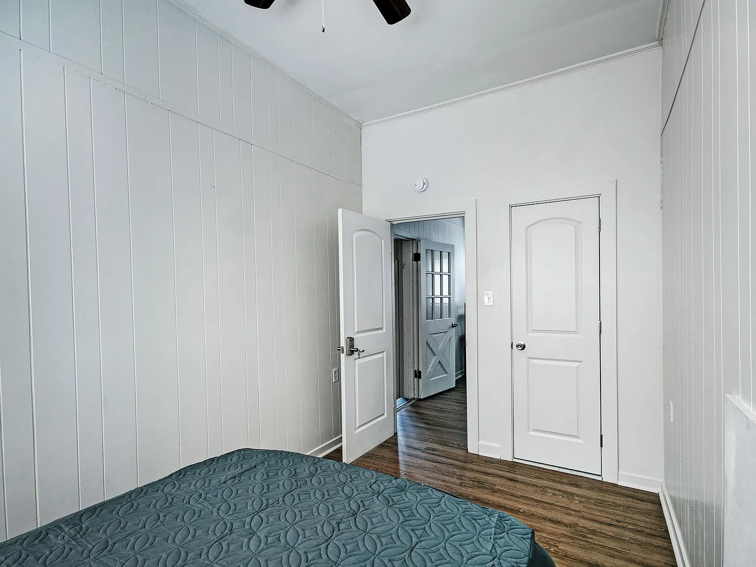 4 bed, 1.0 bath, 1417 sqft, $866 — Photo 3