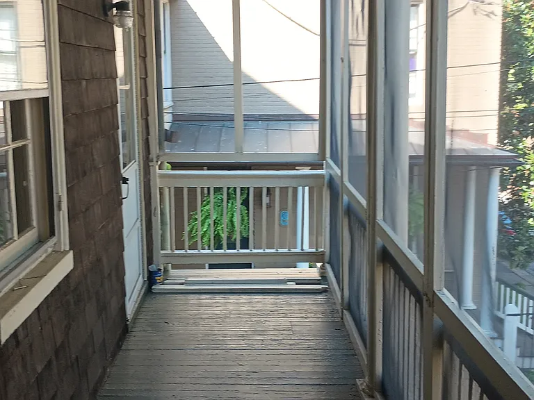 167 Green St #2 — Photo 8