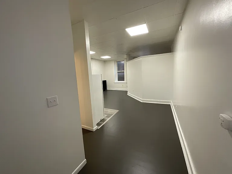 6 Twelve Center Square Carlisle St #9 — Photo 2