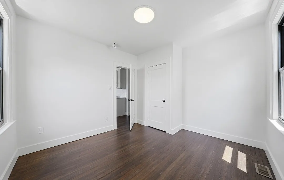 2 bed, 1100 sqft, $3,350 — Photo 4