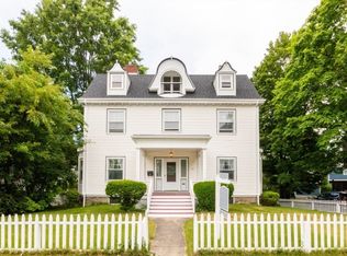 52 Wren St, West Roxbury, MA 02132