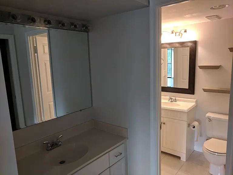 3800 Powell Ln #403 — Photo 7