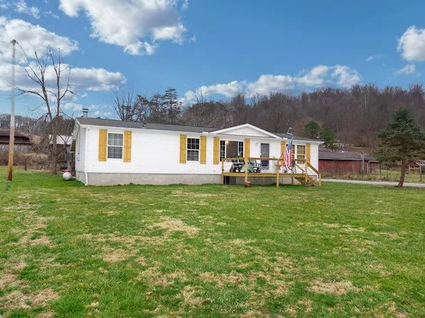 220 Furnace Creek Rd, Portsmouth, OH 45662