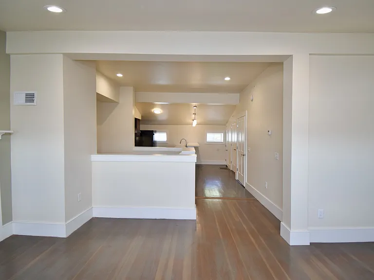 105 Peete St #2 — Photo 11