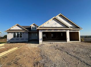 3688 Night Hawk Dr, Beloit, WI 53511