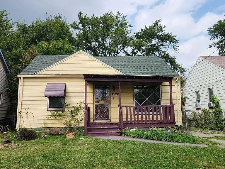 11207 Avon Ave — Photo 1
