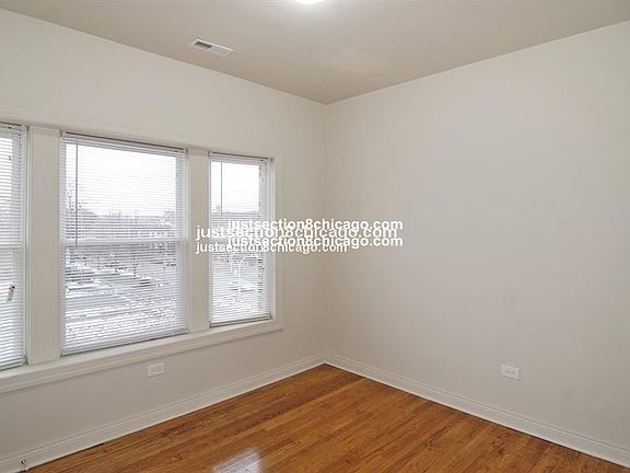 5th image of 853 N Keystone Ave #2