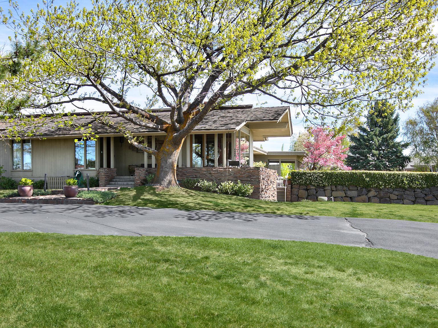 4909 Scenic Dr, Yakima, WA 98908 Zillow