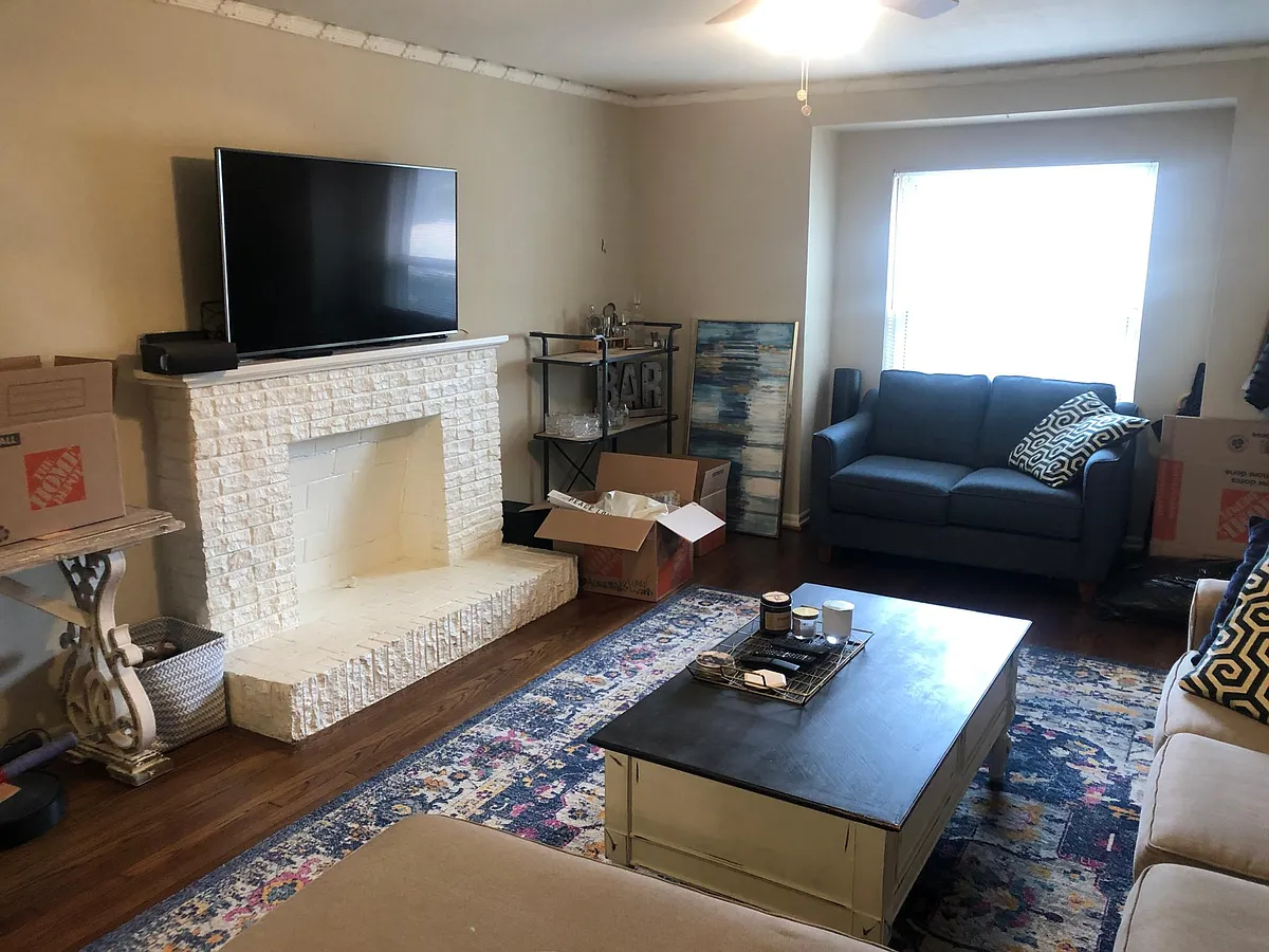 Living Room - 6406 Sondra Dr