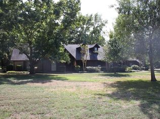 3062 Ridgetop Rd, Tyler, TX 75703