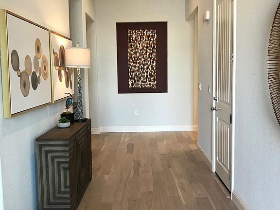 2nd image of 5128 Dartmoor Cir